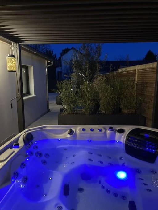 Spa & Serenite, Aux Portes De Disney Et De Paris Villiers-sur-Morin Kültér fotó