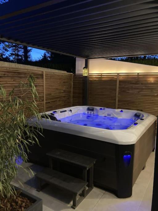 Spa & Serenite, Aux Portes De Disney Et De Paris Villiers-sur-Morin Kültér fotó